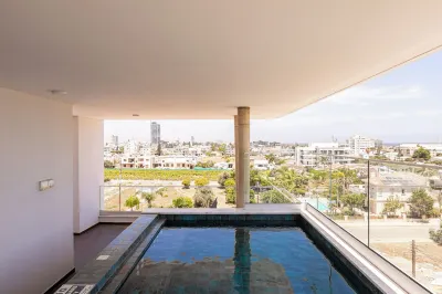 Yamas Urban Living Platinum 77 Penthouses Các khách sạn ở 
