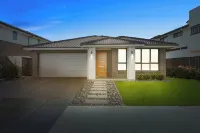 Modern Luxury Nest Hotel di Catherine Field