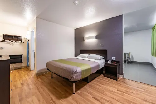 Studio 6 Monroe, la - Hwy 165