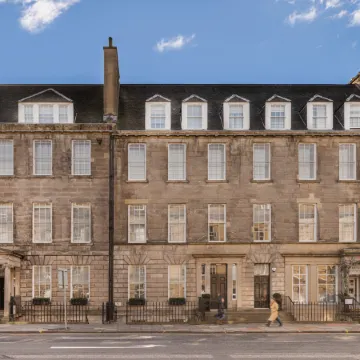 Heeton Concept Aparthotel Edinburgh Queen Street Отели рядом с достопримечательностью «Эдинбург Олд Таун»
