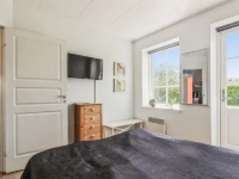 "Ayk" - 400m from the Sea