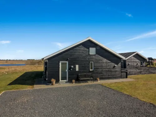 "Edgar" - 1.5km from the Sea - parking