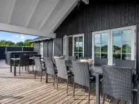 "Bryngeir" - 750m from the Sea Hotels in Grena