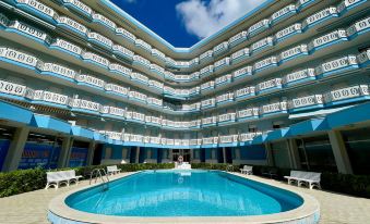 Beachfront Flat with Sea View