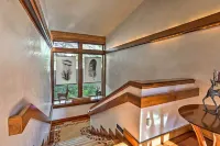 Sun Valley Estate w/ Private Pool, Theater & Gym -  Privatzimmer