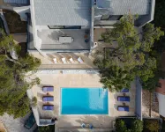 Athenian Black Villa - Meerblick