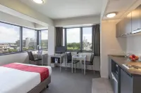 Quality Suites Central Square