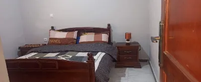 New house, bright, arabesque, new strategic city center 라라 SETI 포레스트 주변 호텔