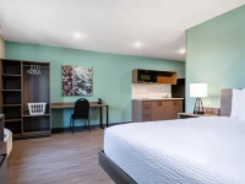 Echo Extended Stay by Wyndham Houston Pasadena Fairway Plaza Hotels in Pasadena