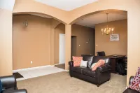 5 mins from the AT&T Stadium