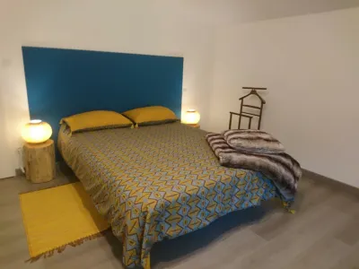 Villa in Bruniquel by Aveyron River Hotels in 