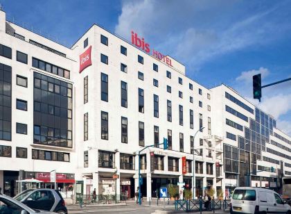 Ibis Paris Pantin Église