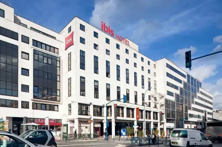 Ibis Paris Pantin Église Отели рядом с достопримечательностью «Chapelle Notre-Dame-de-l'Étoile de Bobigny»