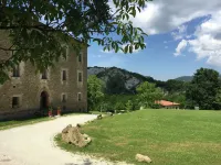 Mansion in Apecchio near Lake
