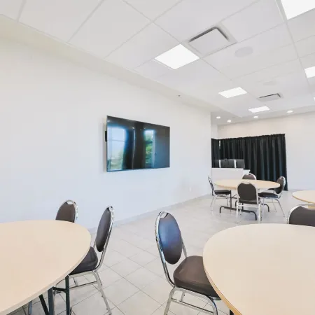Residence & Conference Centre - Kamloops