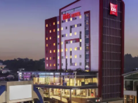 Ibis Manado City Center Boulevard Hotels in Manado