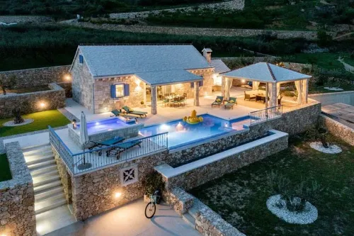 Villa Blue Sky - Three Bedroom Villa with Pool - Pools