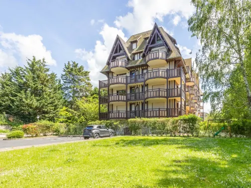 Cosy apt with parking & balcony - 4P - Deauville