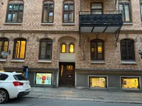 Hotel Lemonade Hotels near سنتروم