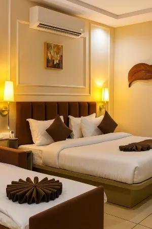 Hotel Vasudevay Inn Отели рядом с достопримечательностью «Piran Kaliyar Sharif»