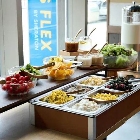 Four Points Flex by Sheraton Nagoya Station Отели рядом с достопримечательностью «Норитаке-но Мори»