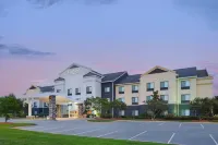 Fairfield Inn & Suites Auburn Opelika Hotels in Opelika