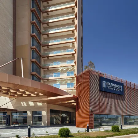 Staybridge Suites DOHA LUSAIL by IHG