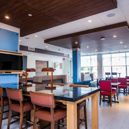 Holiday Inn Express & Suites REHOBOTH BEACH by IHG