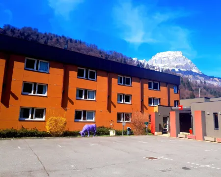 Ibis Sallanches Porte du Mont-Blanc Hotels in Sallanches