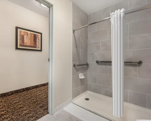Best Western Plus Louisville Inn  Suites Zimmer Photos