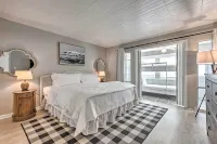 Sunny Destin Condo w/ Pool & Beach Access! - Condos