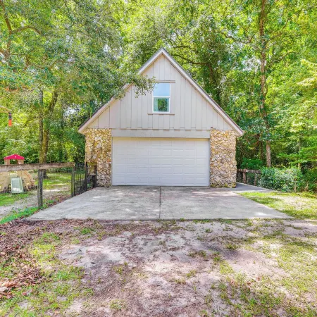3 Mi to Silver Springs State Park: Cozy Getaway!