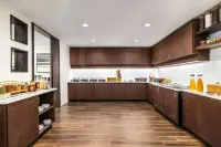 Residence Inn by Marriott Richmond Airport - 조식 운영