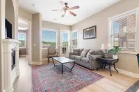 Blue Bird Hideaway - Near Silver Dollar City