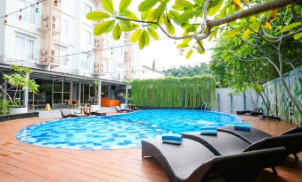 Patra Dumai Hotel - Housity