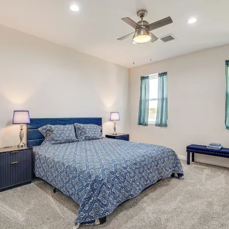 Hike & Ski! Home w/ Dog-friendly Yard in Eagar Hotéis em Apache County