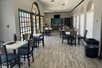 Days Inn by Wyndham Georgetown - breakfast