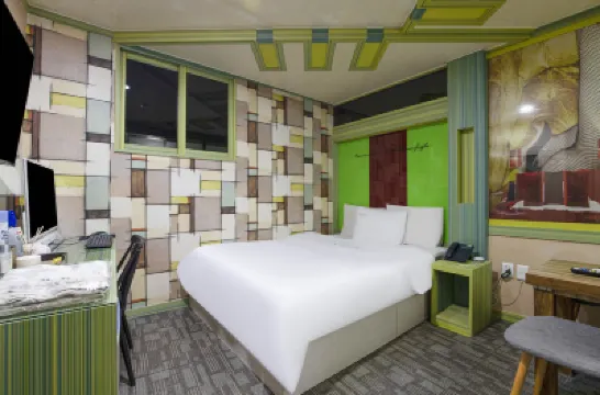 Wangsimni Hyeondae Motel Hotel berhampiran Stesen Wangsimni