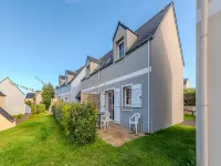 Holiday apartment near the coast Hotels in Saint-Nic
