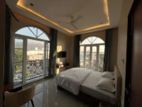 Hotel Hari Leela Fort View Palace