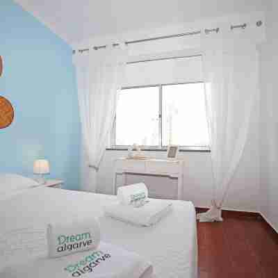 A22 - Rocha Beach Flat in Portim o Rooms