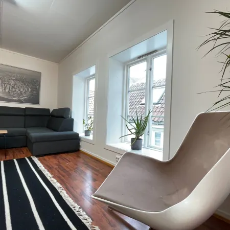 Stavanger BnB 15 – Central Apartment with Private Sauna & Billiards