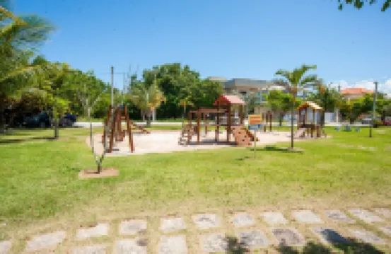 Casa com Piscina Quadra de Areia e Churrasqueira