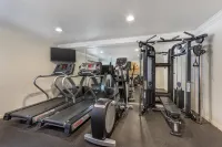 Best Western Town  Country Lodge - Gym