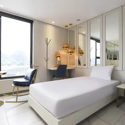 Gimpo (Daemyeonghang) Cozaza Hotel dekat Terminal Hwado