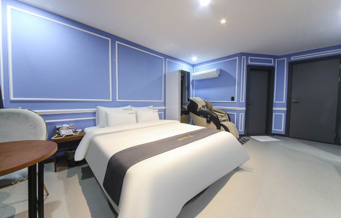 Changwon Jungangdong Business Hotel Hue