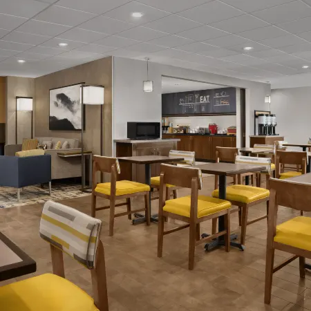 Hampton Inn & Suites Denver Tech Center