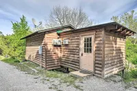 1/2 Mile to Turner Falls: 'Cedar Falls Cabin 5'