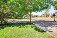 오츠엔 스타디움까지 6마일: 패밀리 홈, 핫텁 있음!