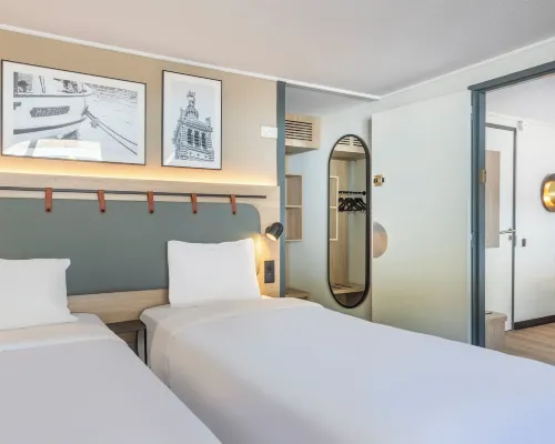 Campanile NATURE – Bordeaux Lac Hotels near Bordeaux-Lac